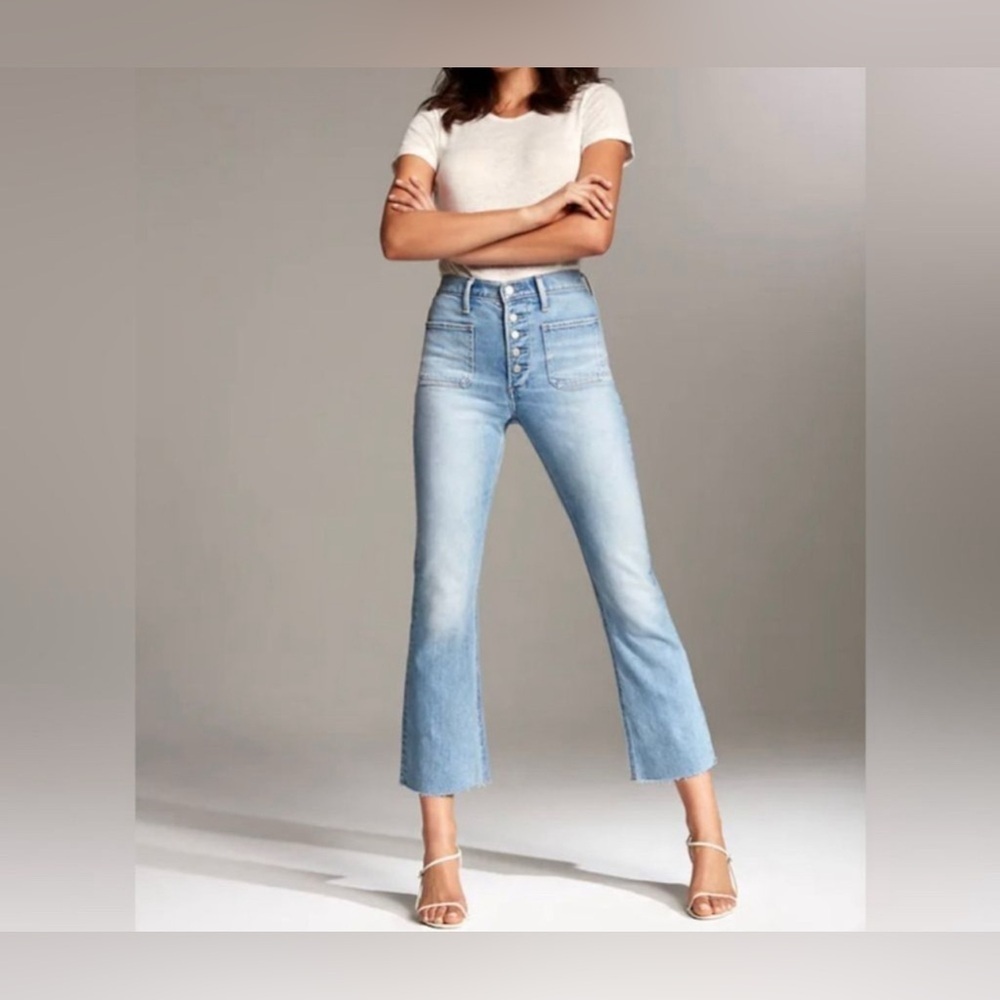 Aritiza Denim Forum The Bailey High Rise Crop Flare Exposed Button Jeans 27